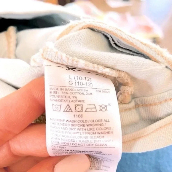 Old Navy Ombré Jean Jacket Girl’s Size Large 10/12 - Picture 8 of 9